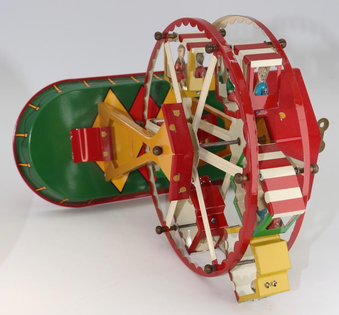 レアアイテム T＆W ドイツ製クロックワーク駆動、ブリキ製観覧車 約