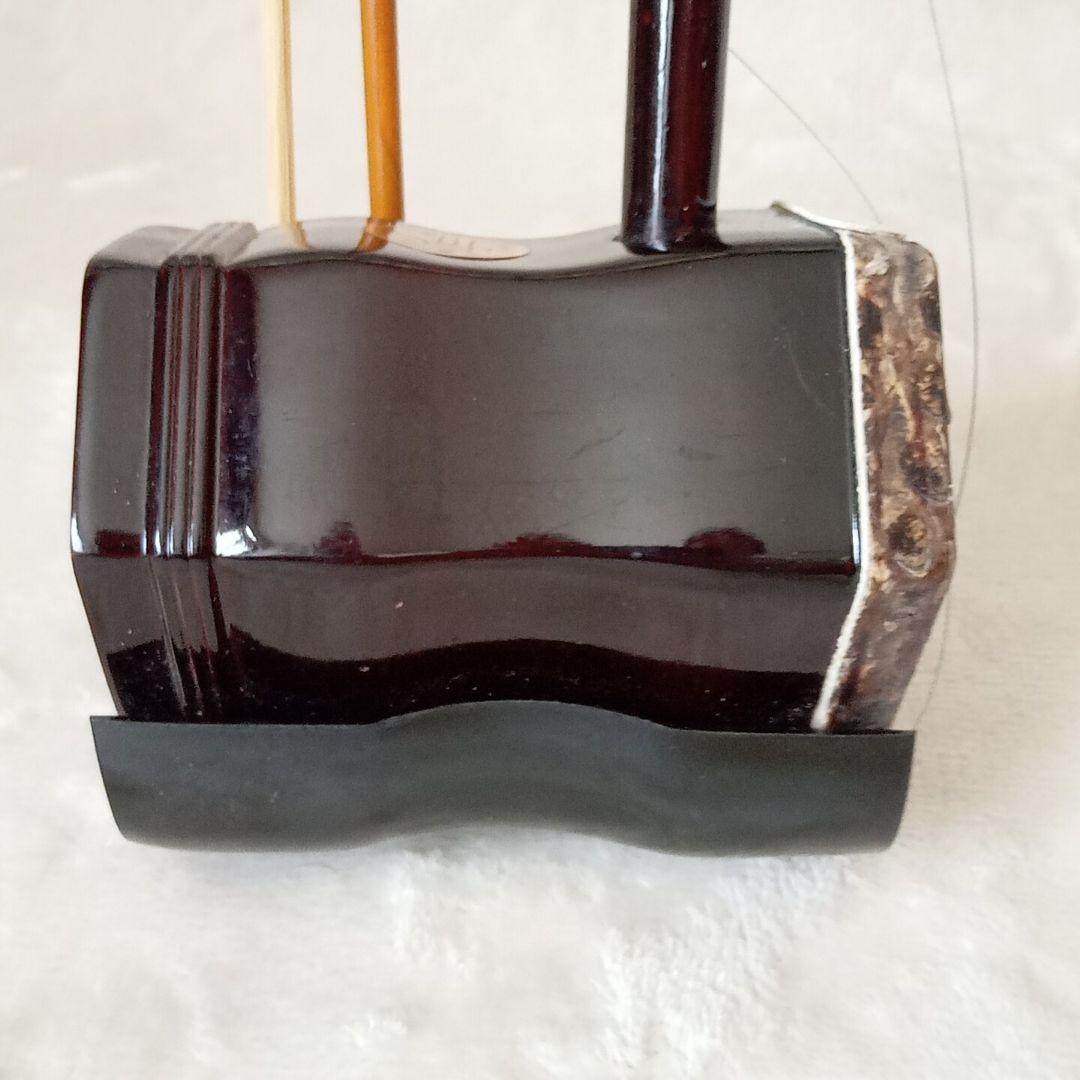 【美品】二胡&弓 楽器 中国上海 タグ付 本皮