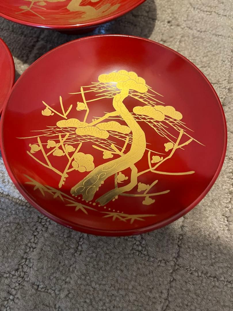 輪島塗 木製御屠蘇セット金蒔絵沈金『松竹梅鶴亀』銚子/杯(3客)/