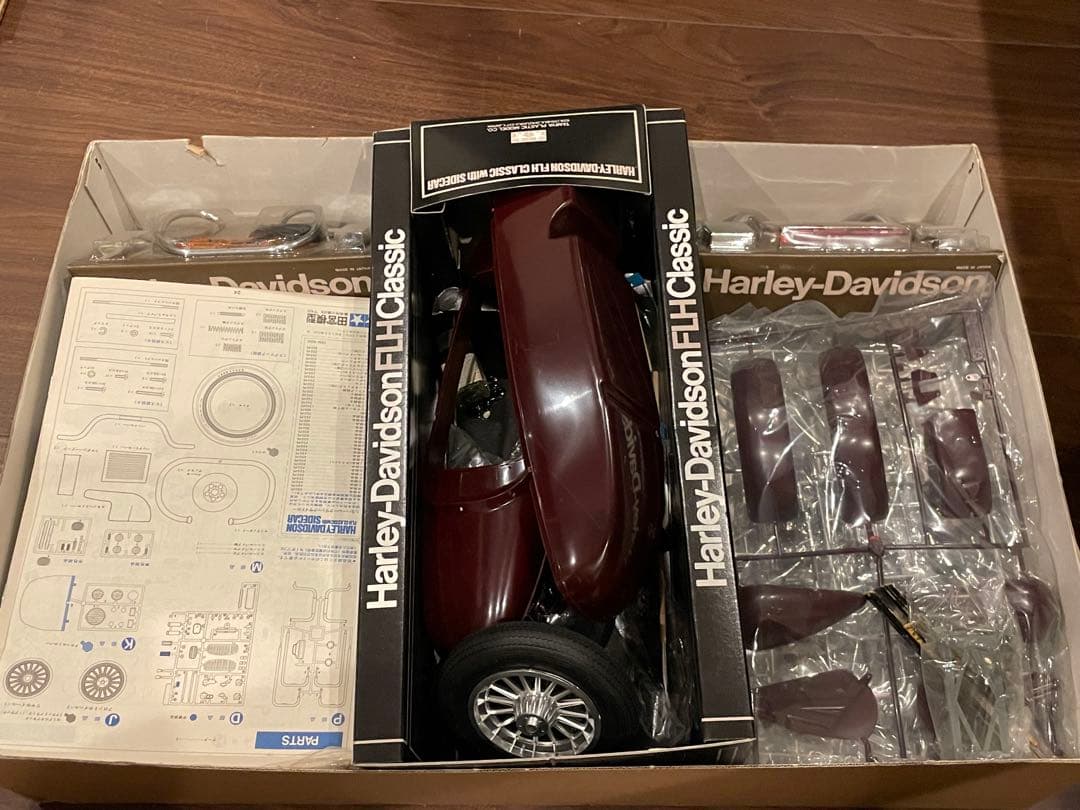 開封品 タミヤ 1/6 ハーレーダビットソン FLHクラシック サイドカー