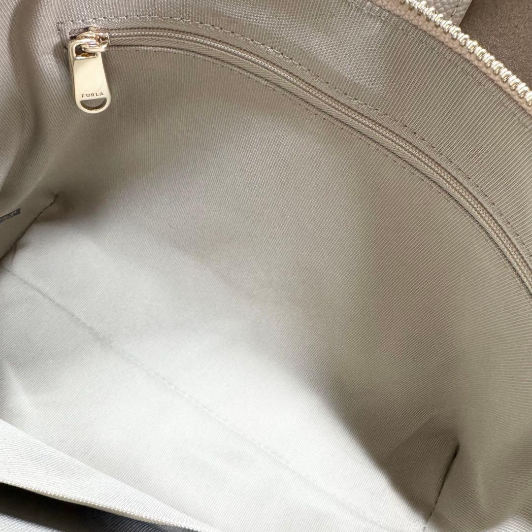✨保存袋付き✨フルラ 現行 ヴィットリア 2wayショルダーバッグ ベージュ