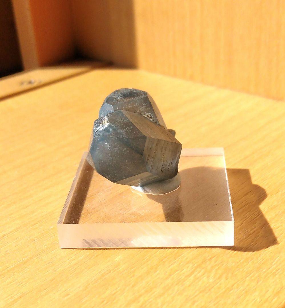 天然ブルークォーツ（青水晶） 希少鉱物標本 - メルカリ