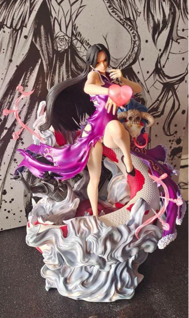 ワンピース ボア・ ハンコック 【戦損服】 ガレージキット フィギュア