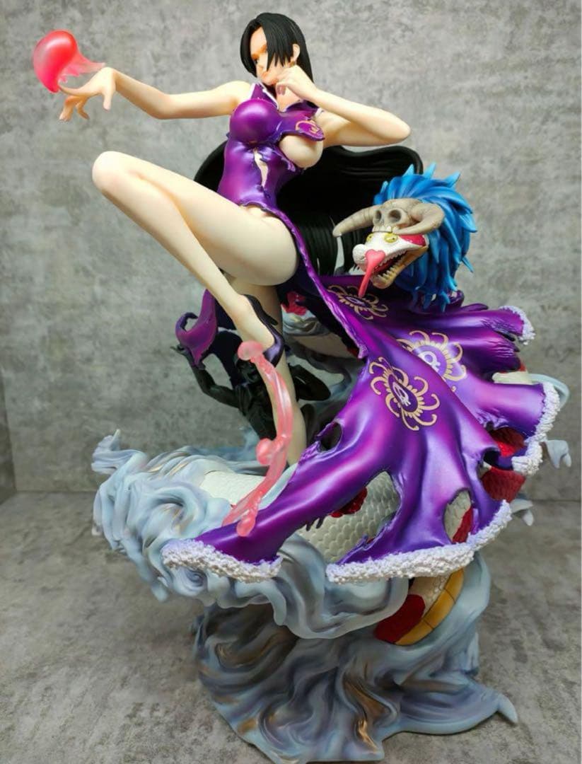 ワンピース ボア・ ハンコック 【戦損服】 ガレージキット フィギュア