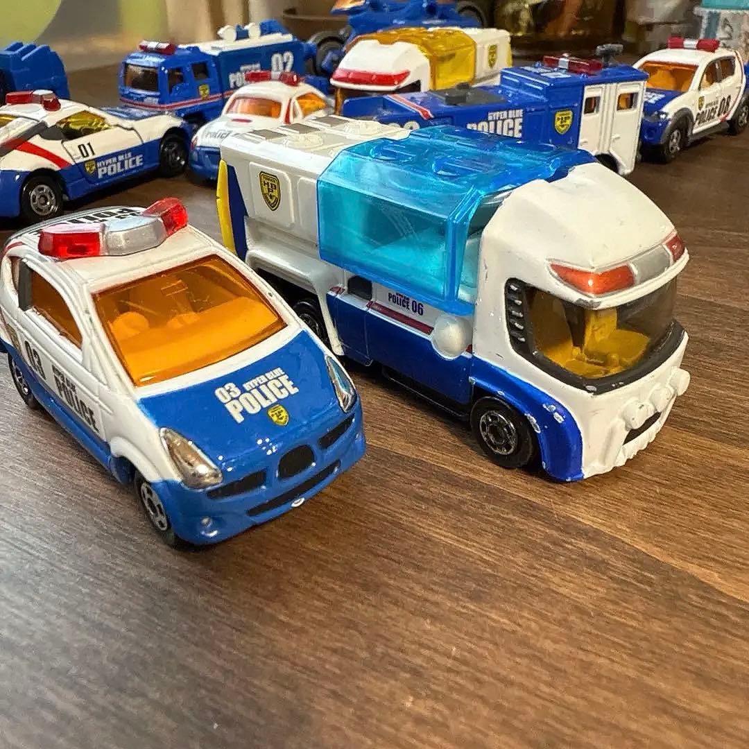 トミカ ハイパーブルーポリス 14台＋2台 まとめ売り