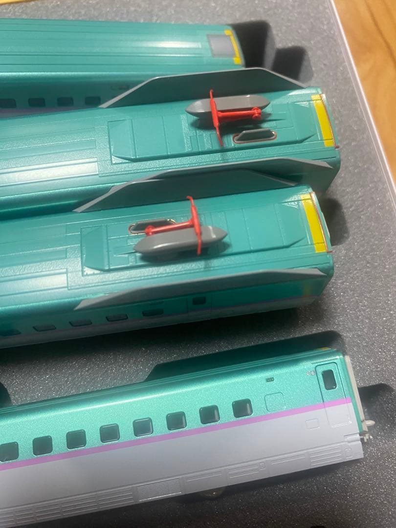 全車純正室内灯付き！　KATO E5系新幹線 はやぶさ 10両セット