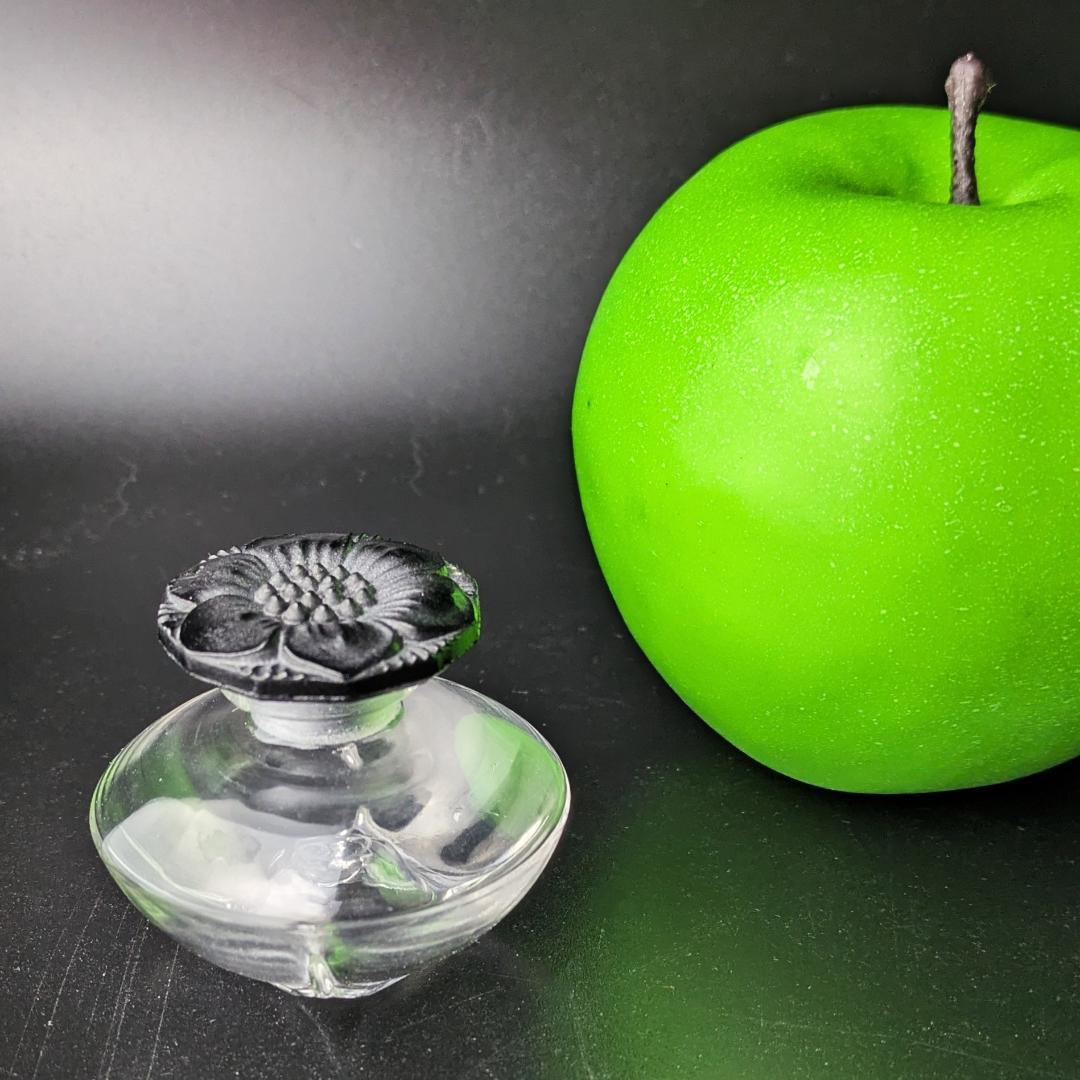 アールデコの香 カロンxバカラ ナルシス・ノワール 香水瓶 1911年