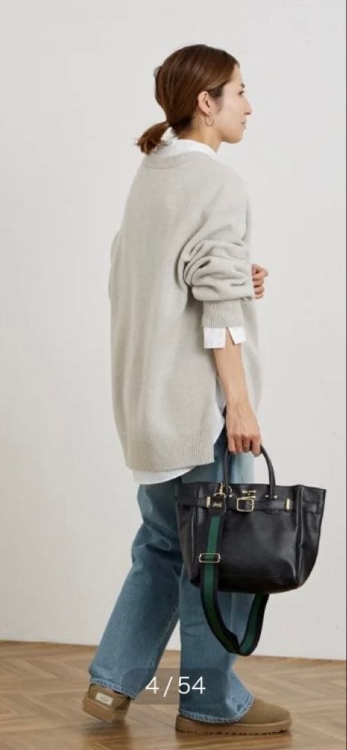 レザー ショルダーバッグ 黒 ベルト付き