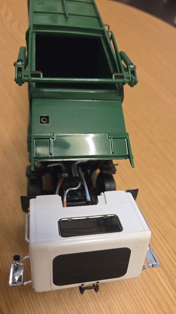 ファーストギア製 Mack TerraPro ゴミ収集車 ダイキャスト 1/34