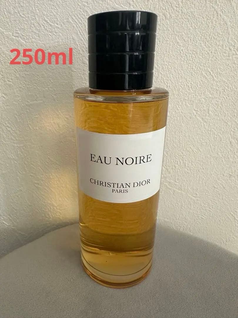 しゅんこう ちぎり絵 作品 フランスボルドーの葡萄 しゅんこう ちぎり