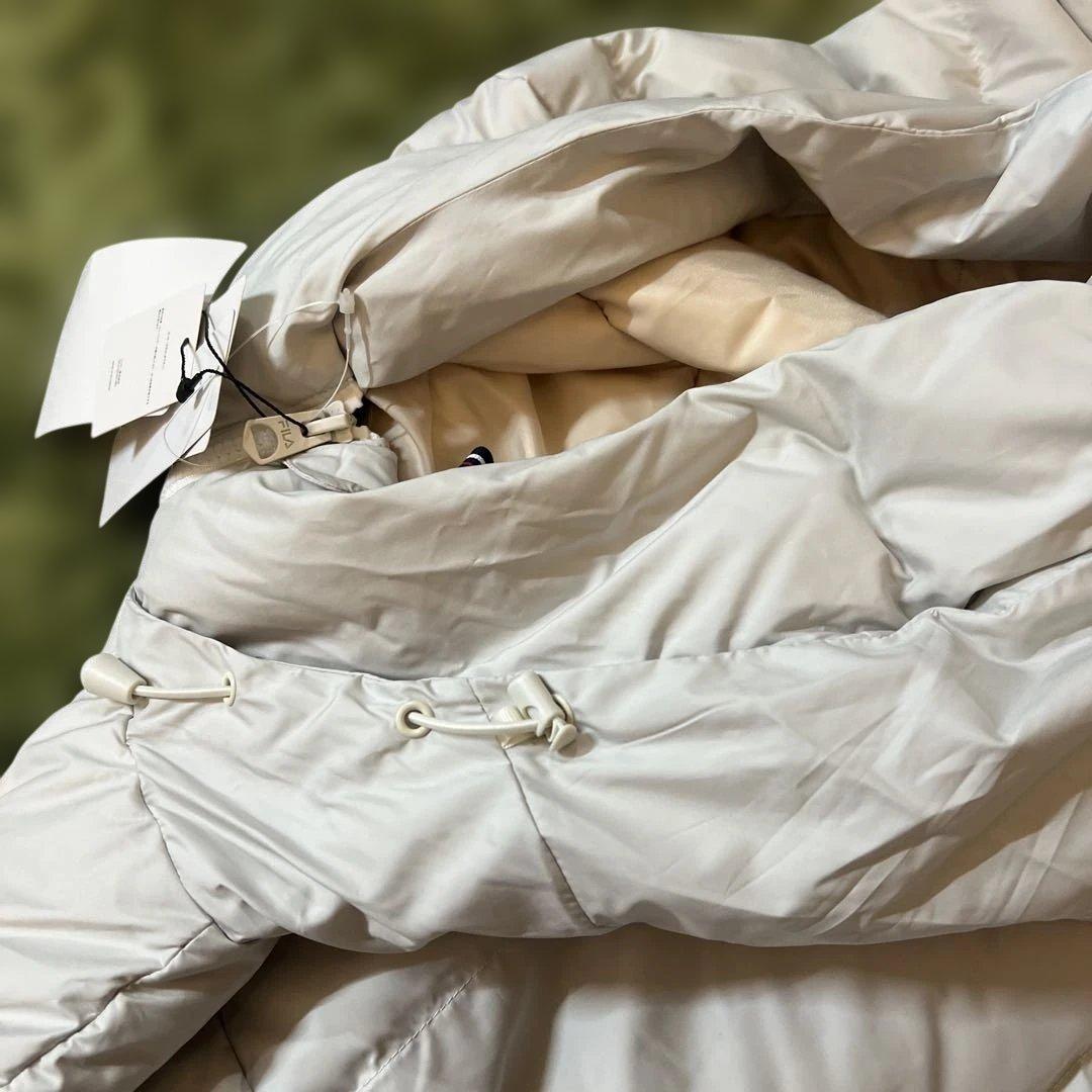 新品Ｌサイズ　フィラゴルフレディース撥水加工フード付き高級ダウンジャケット