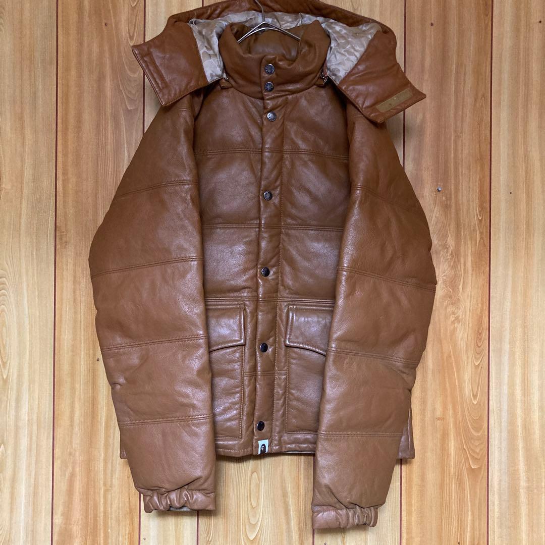 希少 A BATHING APE レザー ダウンジャケット フード着脱可 ☆青山限定