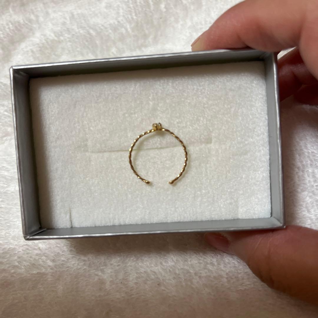 ペアシェイプ　ダイヤモンド　リング