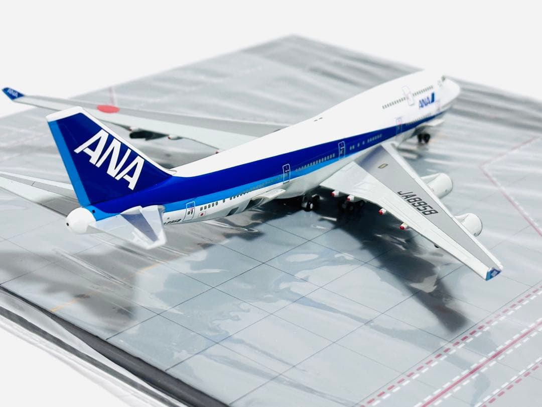 全日空商事 1/400 B747-400 エプロンジオラマNHG40072 - メルカリ