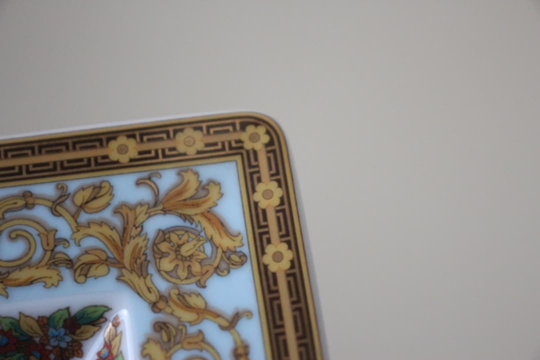 ローゼンタール×ヴェルサーチ バタフライガーデン スクエア トレイ 飾皿