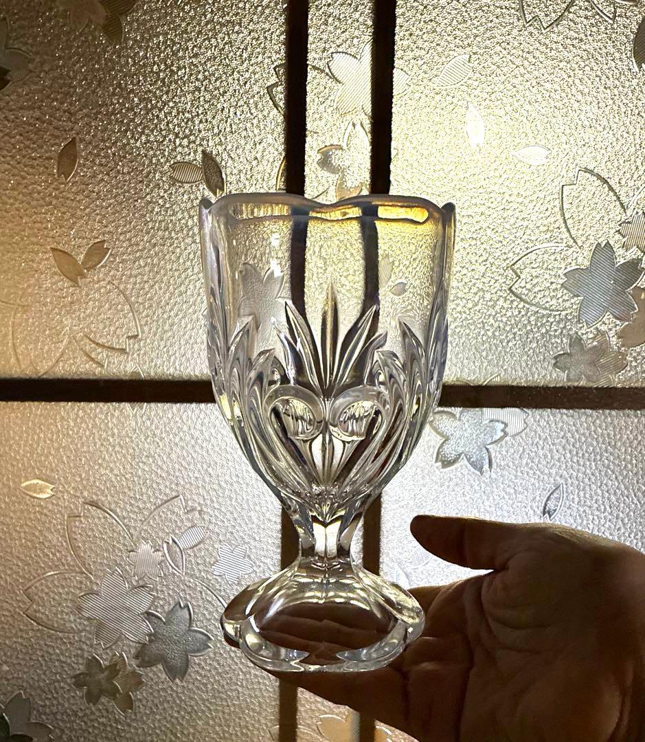 骨董 レトロ 乳白色暈し ハートプレス紋 チューリップ型 パフェグラス