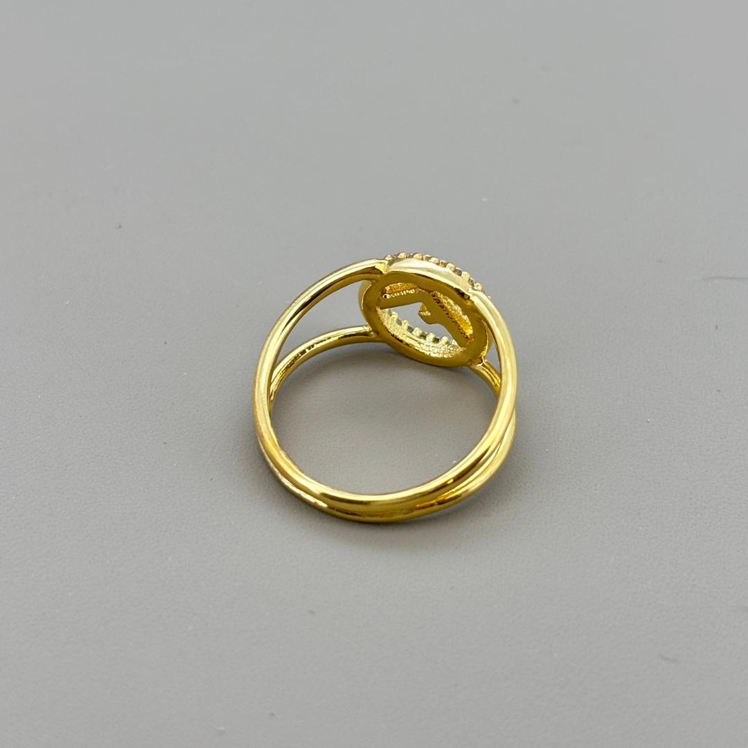 FENDI エフイズ ゴールド ラインストーン リング 9号