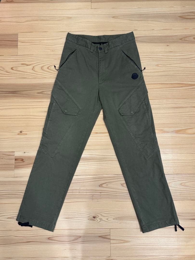モンクレール カーゴパンツ サイズ46 - メルカリ