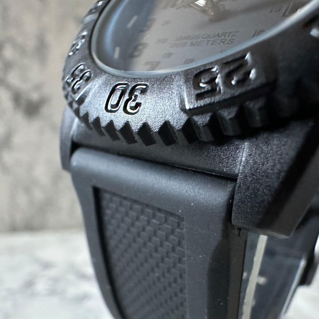 美品 Luminox ルミノックス ブラックアウト 7050 SERIES