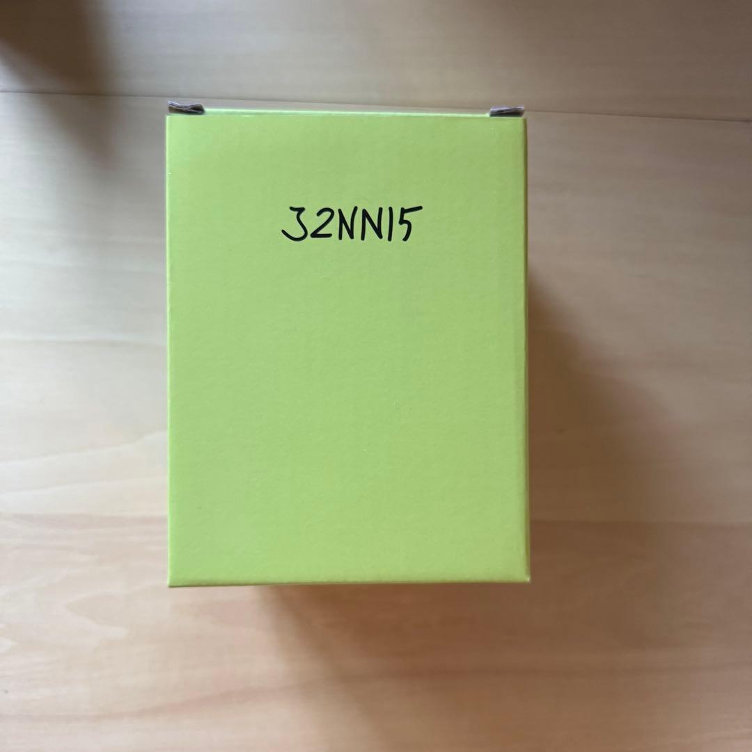 ☆代官山蔦屋限定JENNIE写真展 J2NNI5 Scented Candle緑 - メルカリ