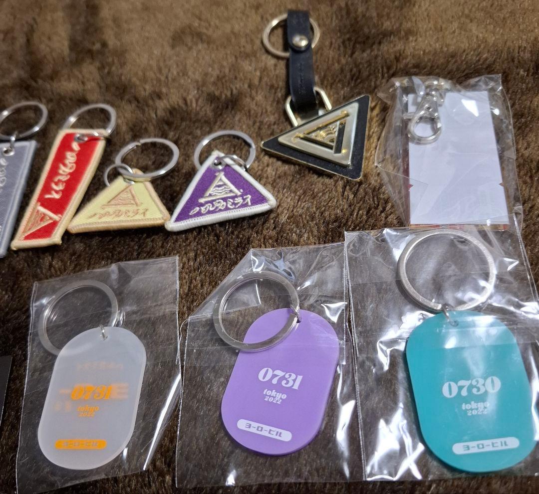 ハルカミライ レザーキーホルダー ケース カラビナ