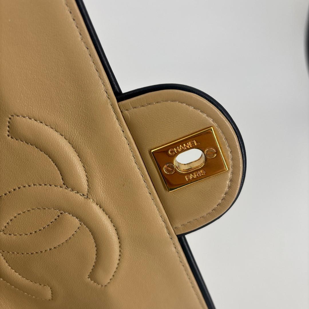 極美品 シャネル マトラッセ バイカラー ベージュ ショルダーバッグ レディース