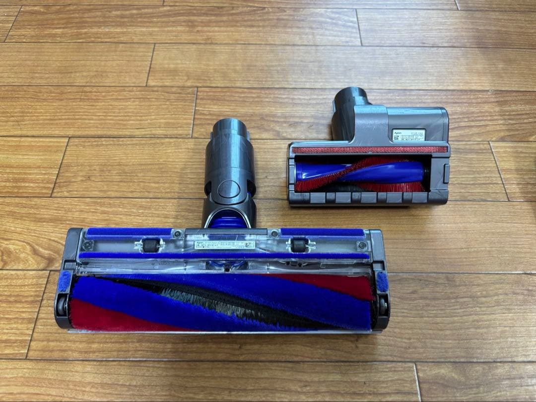 美品 分解清掃済 ダイソン Digital slim SV18 46分 モダンな市松