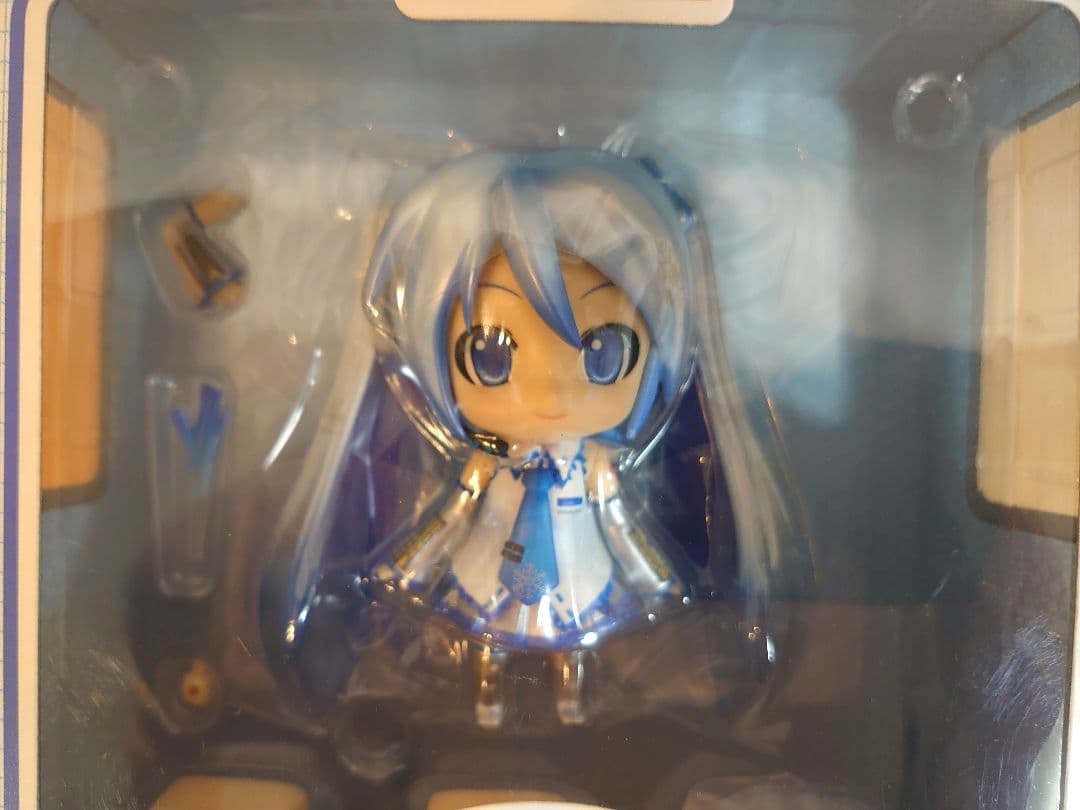 ねんどろいど（雪ミク＆桜ミク＆初音ミク）セット＋交換パーツ
