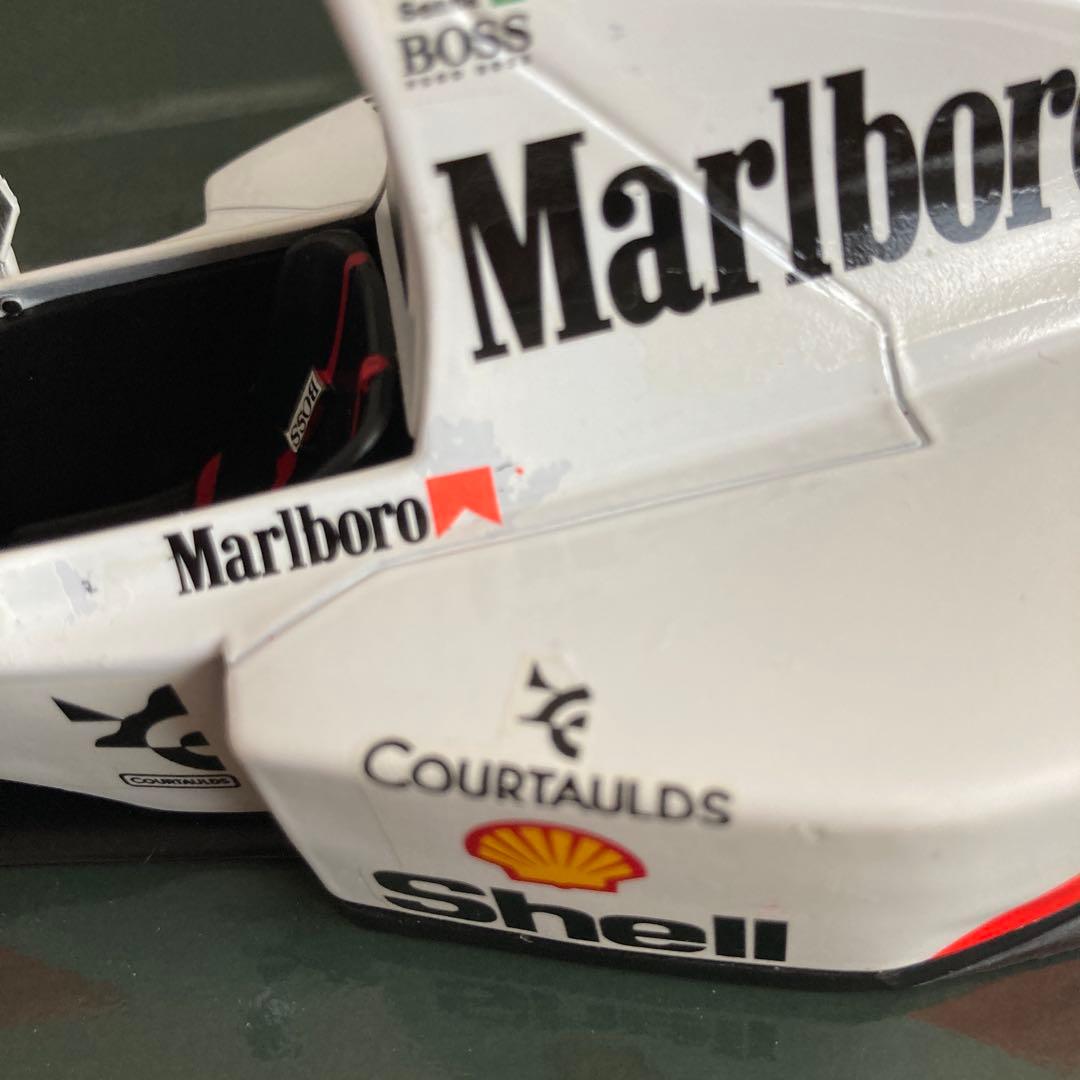 ミニカー McLaren Marlboro MP4/8 FORD HB D7 1/18