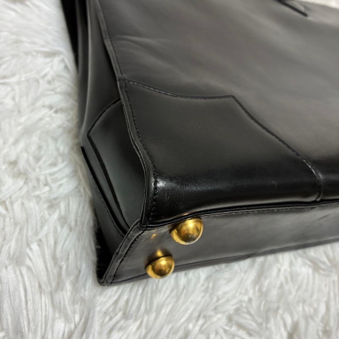 ヴィヴィアンウエストウッド　ビジネスバッグ　金オーブ　ブラック　レザー