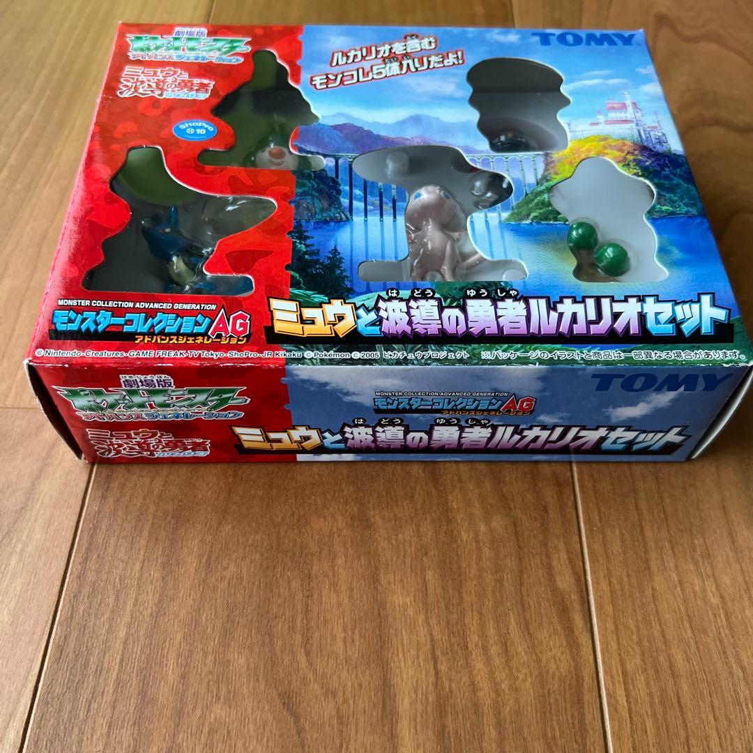 ポケモン　 TOMY モンコレ　AGミュウと波動の勇者ルカリオ