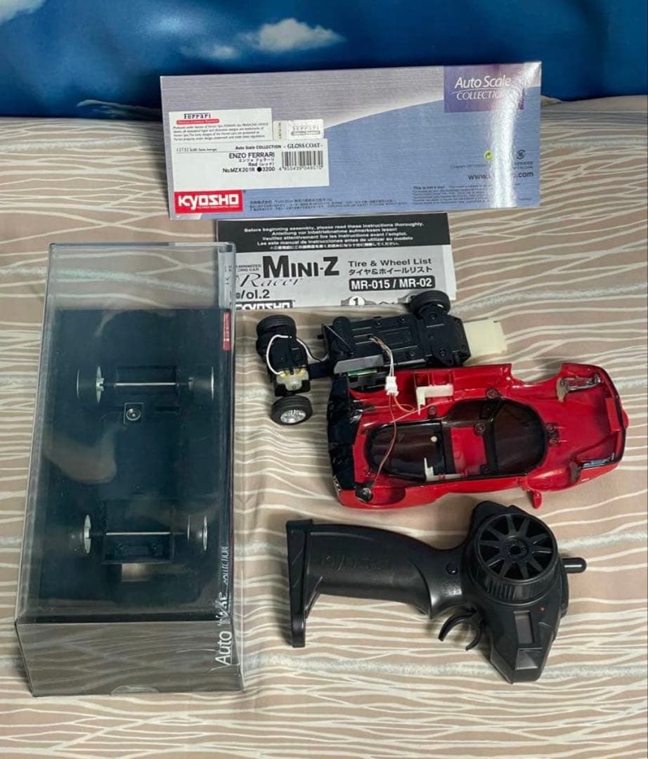 京商 MINI-Z オートスケール ENZO フェラーリ レッド MZX201R - メルカリ