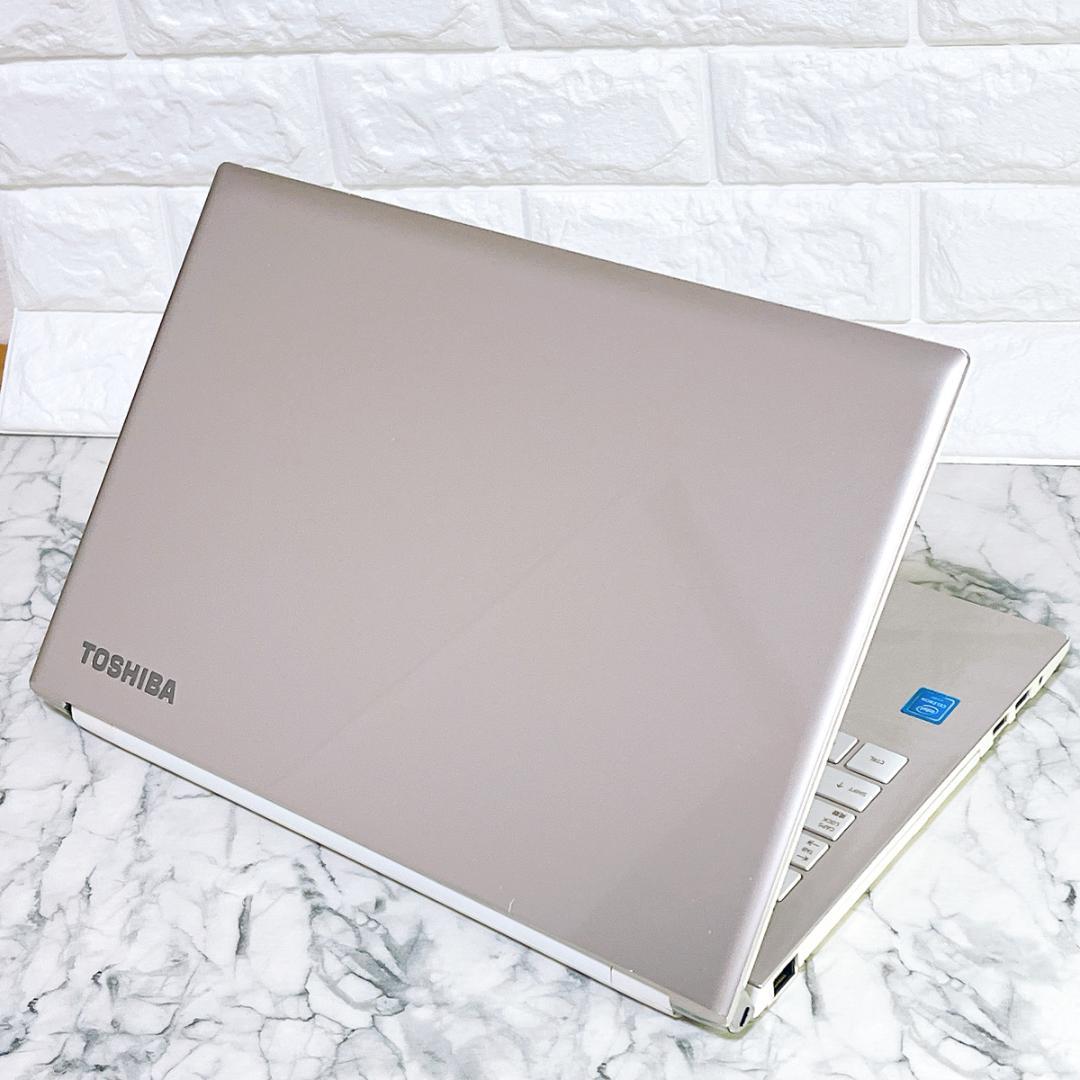 富士通ノートパソコン/i5-10310U/SSD256GB/メモリ8GB/無線 LIFEBOOK