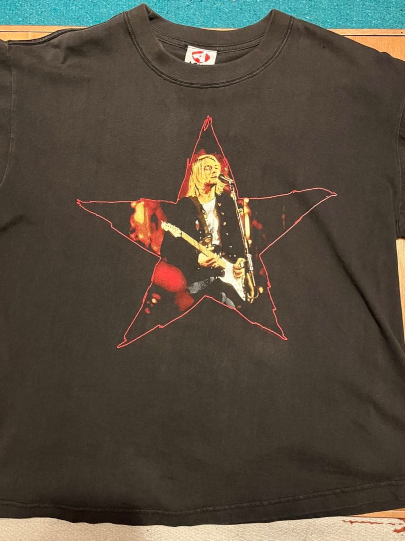 ACME Kurt Cobain 追悼 star 1996 tシャツ 90s