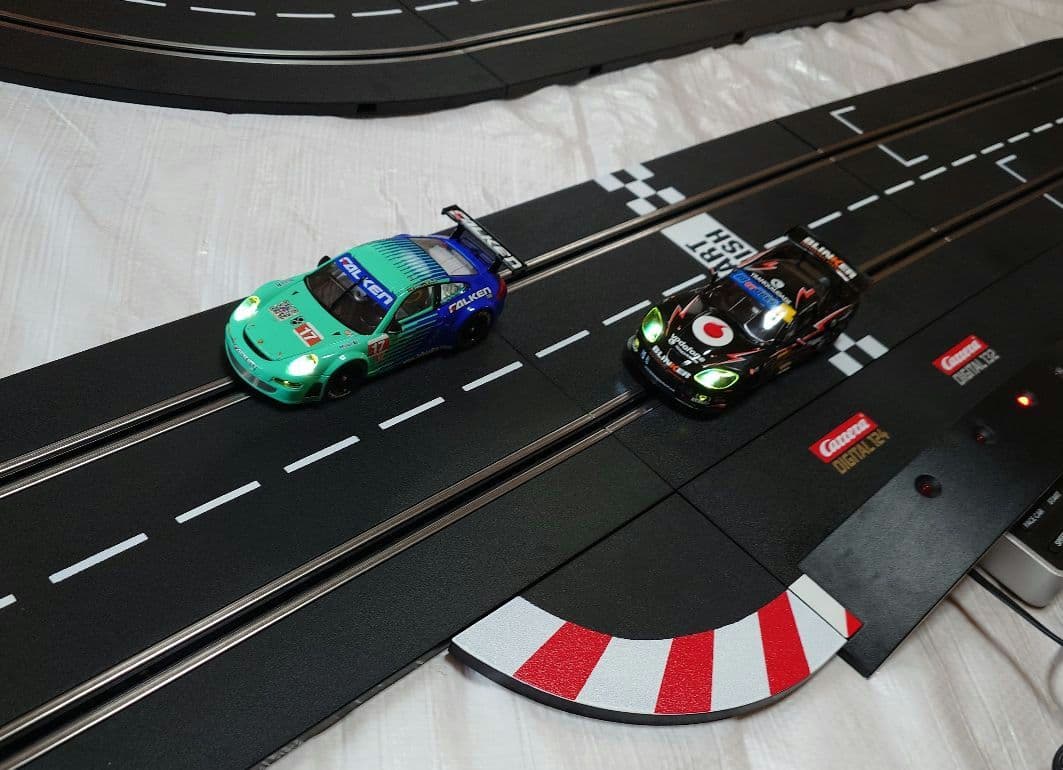 カレラデジタル132GT FORCEコースセット　 カレラデジタルCarrera