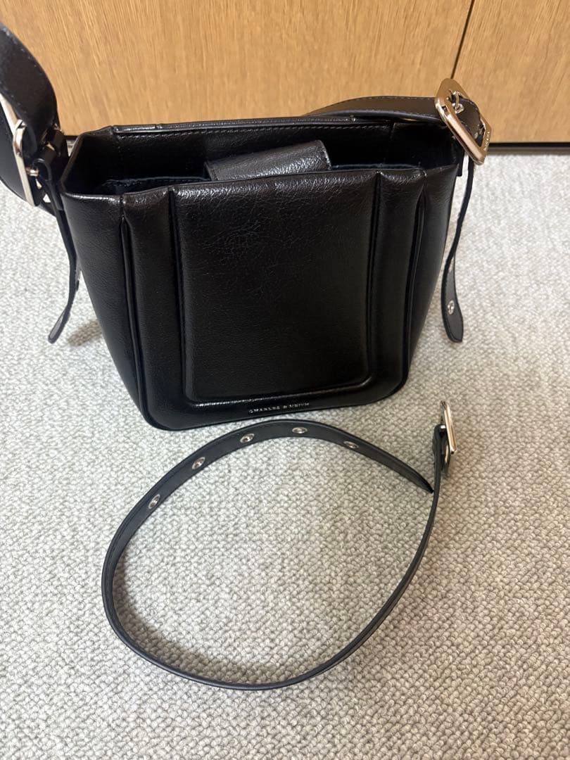 GIVENCHY クロコ型押しブラックレザーボストンショルダーバッグ2way