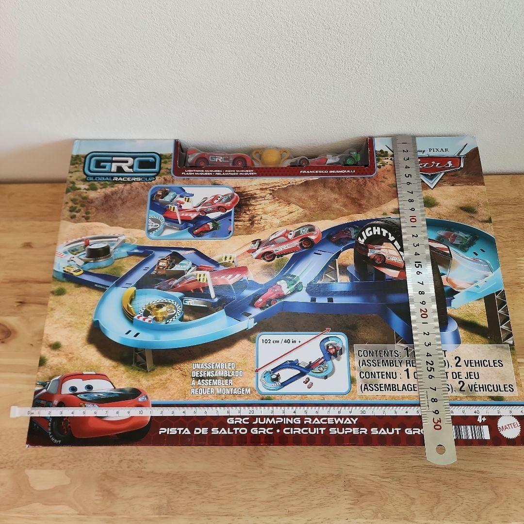 マテル カーズ GRC プレイセット ミニカー2台 マックィーン フランチェスコ