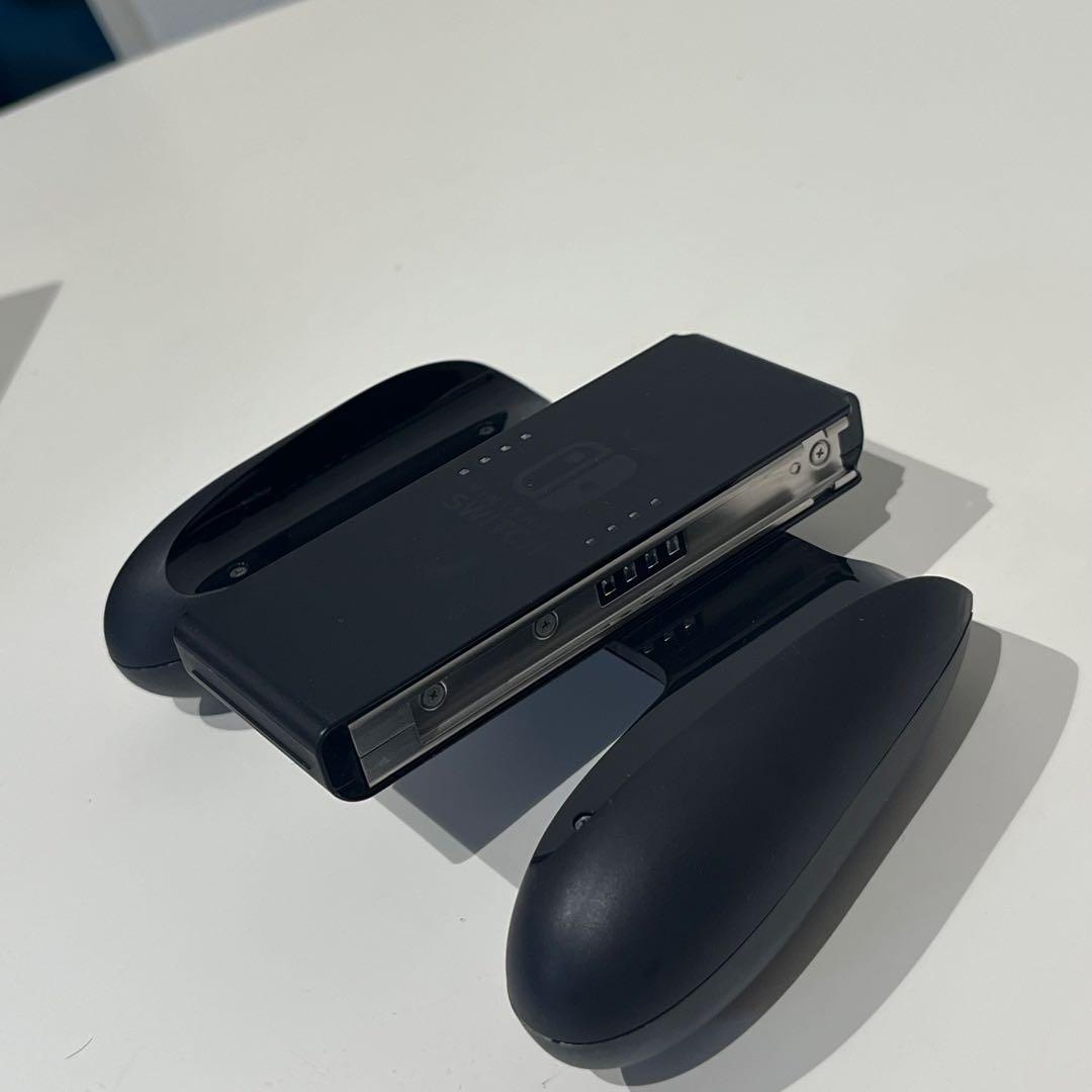 【美品】Nintendo Switch 本体+ドック+ジョイコン+各種ケーブル