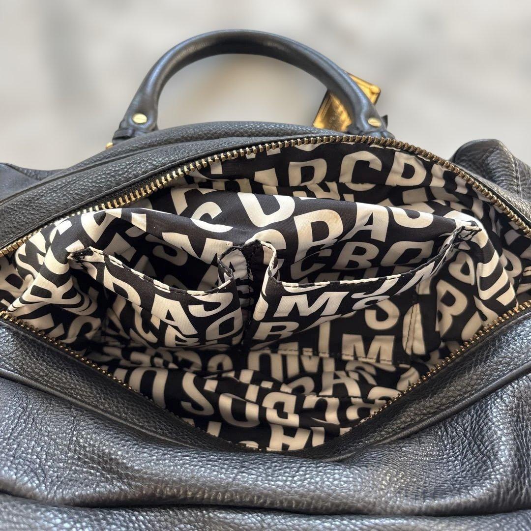 マークバイマークジェイコブス　黒 レザー ショルダーバッグ ゴールド金具