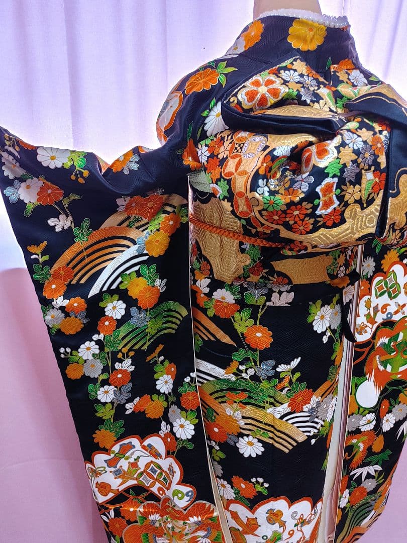 snow様専用 成人式 豪華振袖 レトロ振袖 黒 振袖のみ