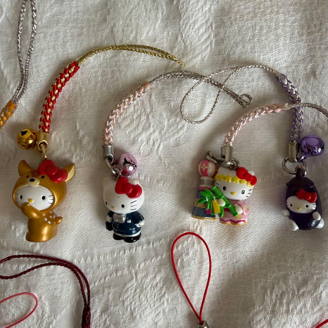 R*O様 ハローキティ　ご当地キティ　ストラップ　キーホルダー　チャーム　根付
