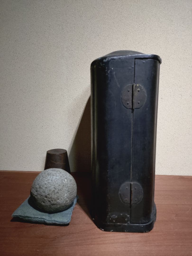 地域に根づいた 丸石神 厨子入り 民衆仏 民間仏 仏教美術 - メルカリ