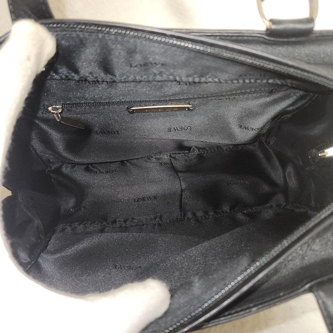 ロエベ　アナグラム　レザー　ブラック　ハンドバック