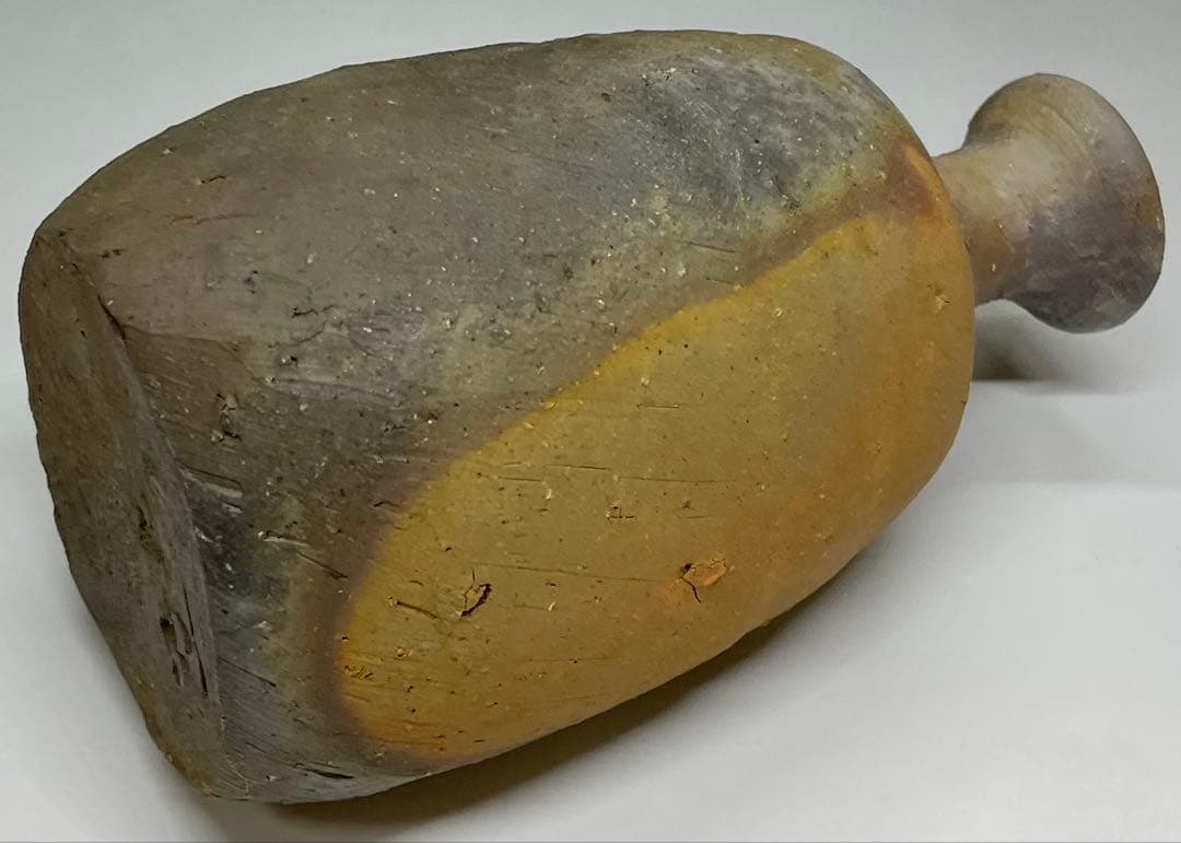 金重愫 備前徳利 山窯 備前焼 共箱(四方桟盛蓋) 栞 w772