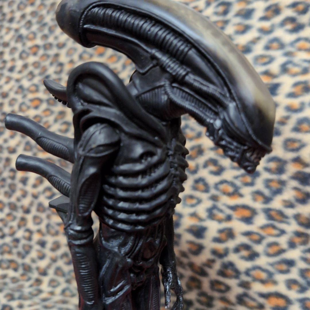 エイリアンフィギュア ブラック　３０cm