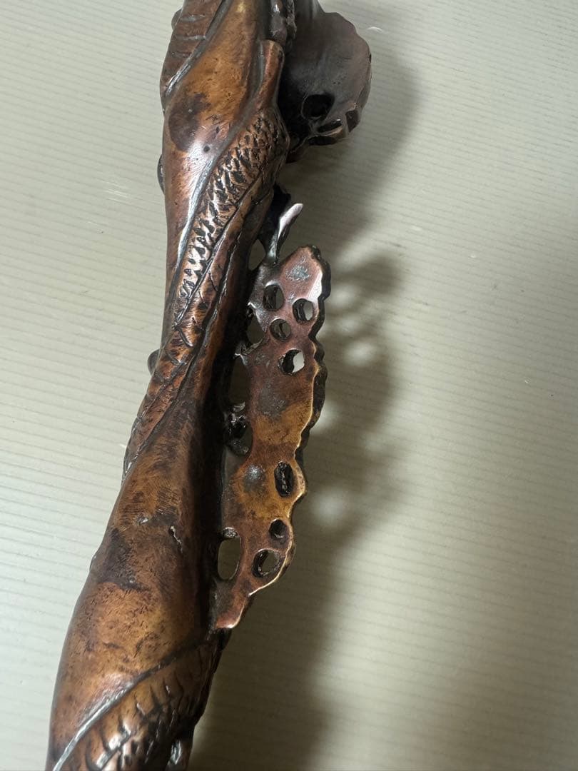 2140 銅製 龍文 如意 細工 置物 時代物