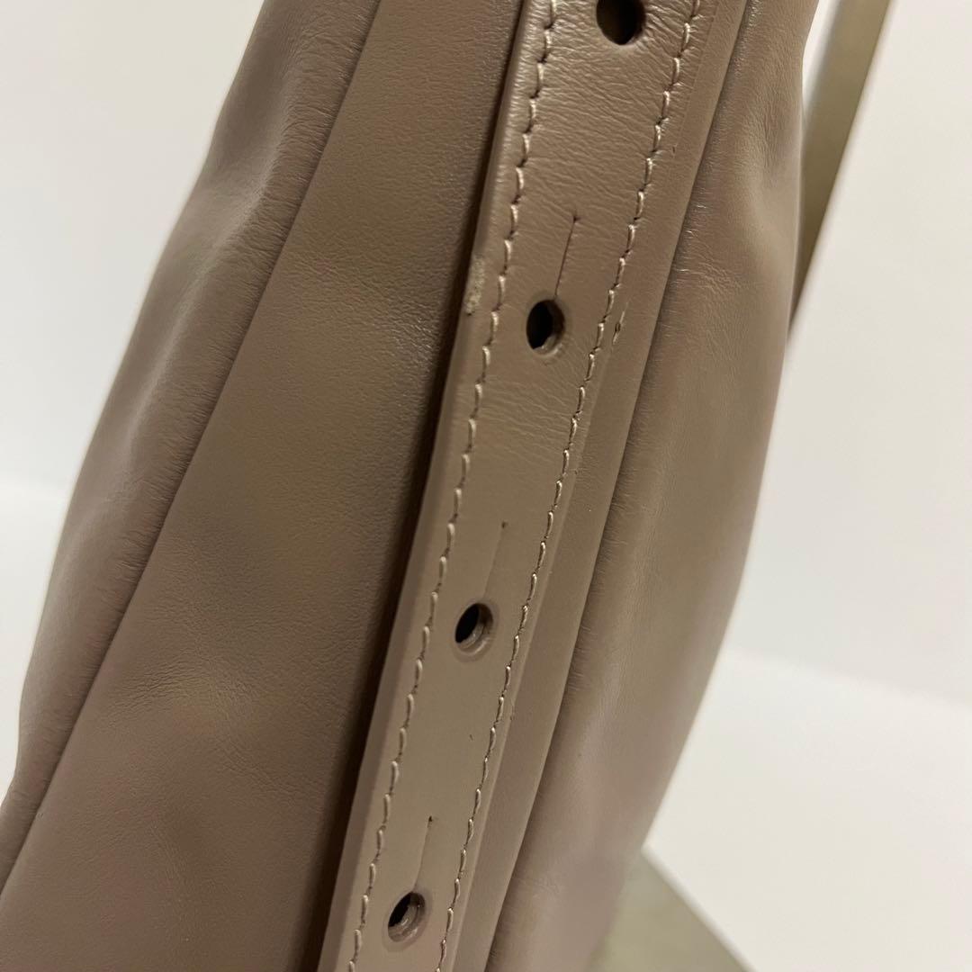 現行モデル✨美品✨フルラ　スフェラ　ワンショルダー　ハンドバッグ　ソフトレザー