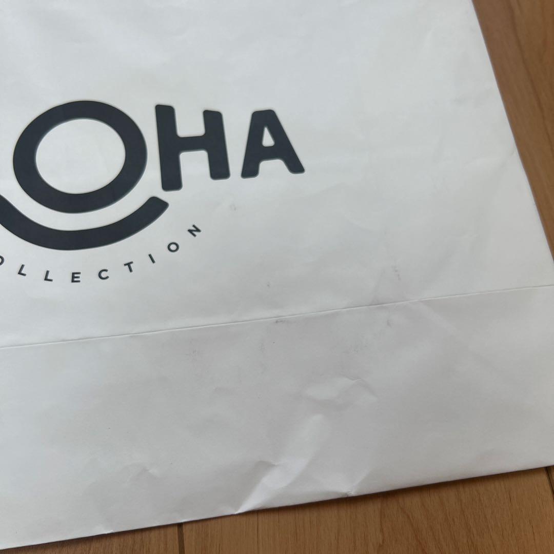 新品　Aloha Collection ハローキティ クラッチバッグ