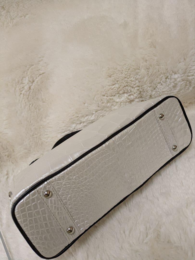 クロコダイル皮革　2wayハンドバッグ