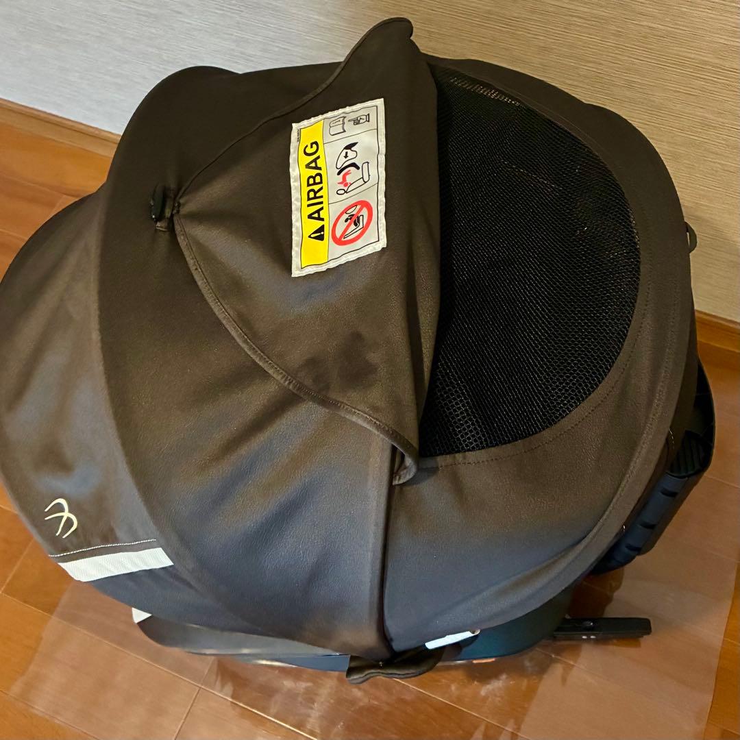 【極美品】エールべべ クルット3i グランス ISOFIX サンシェード有り
